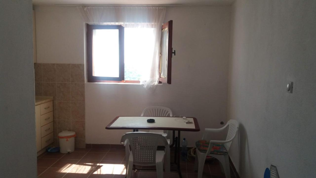 Darinka Apart otel Ülgün Dış mekan fotoğraf
